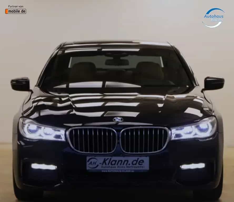 BMW 7 Series d 265PS xDrive M-Paket HUD H&K Softclose 11/2015-photo-1