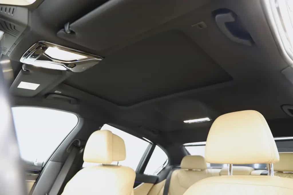 BMW 7 Series d 265PS xDrive M-Paket HUD H&K Softclose 11/2015-photo-10