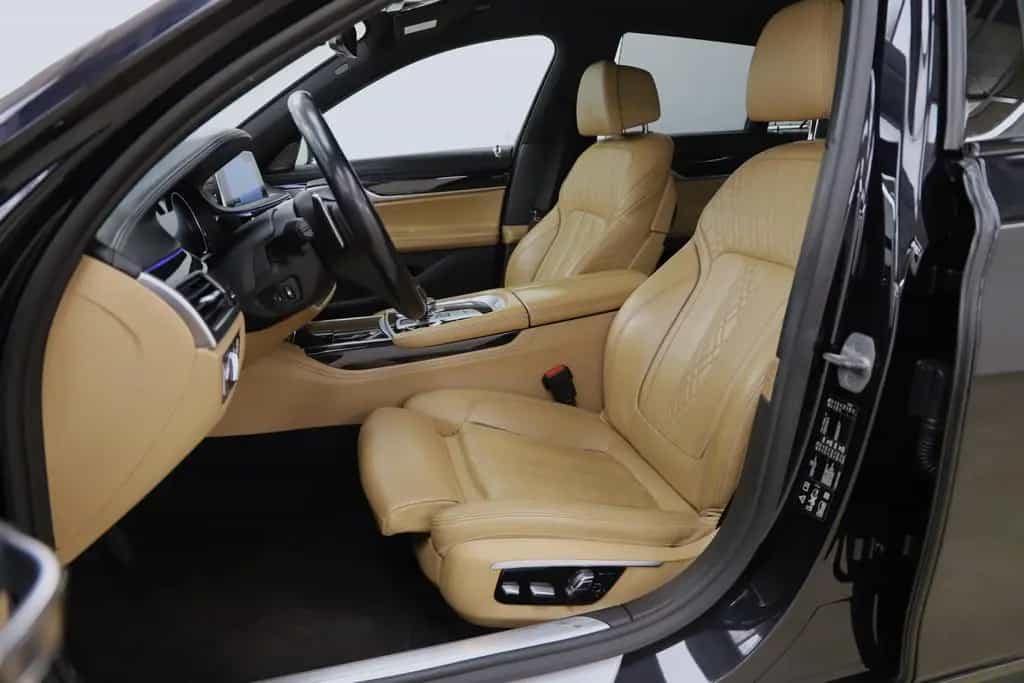 BMW 7 Series d 265PS xDrive M-Paket HUD H&K Softclose 11/2015-photo-12