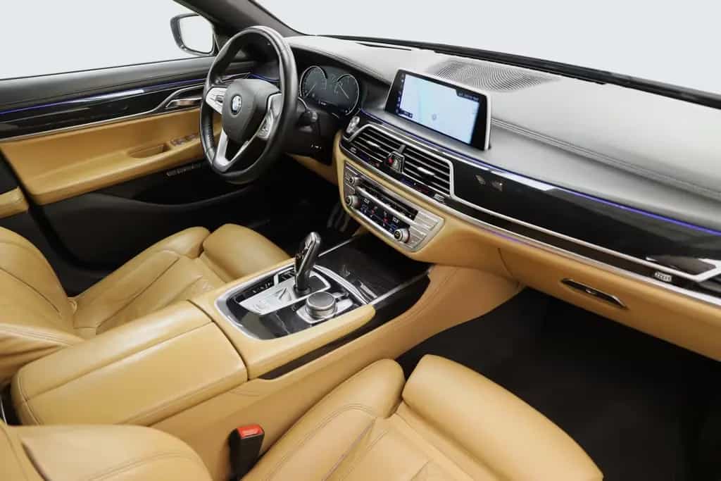 BMW 7 Series d 265PS xDrive M-Paket HUD H&K Softclose 11/2015-photo-13