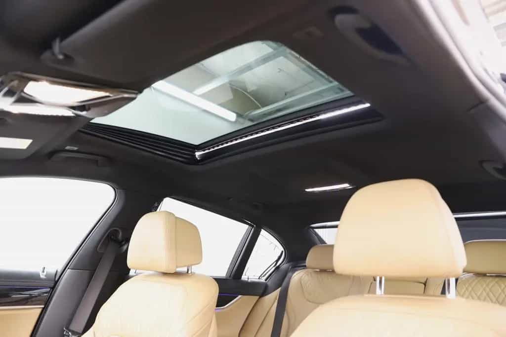 BMW 7 Series d 265PS xDrive M-Paket HUD H&K Softclose 11/2015-photo-9