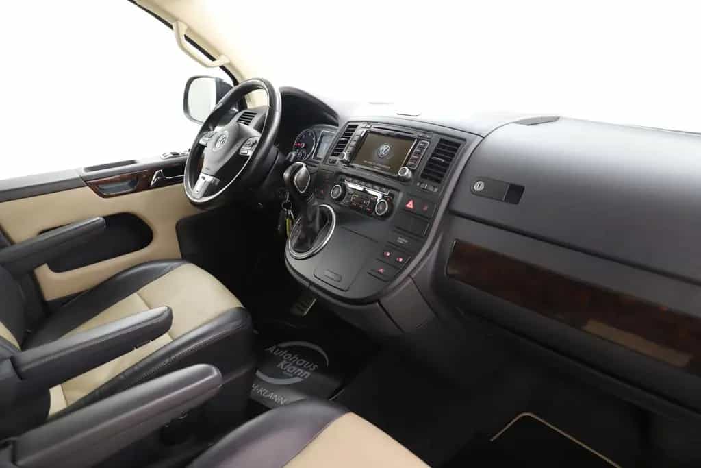 Volkswagen Multivan 06/2014-photo-16