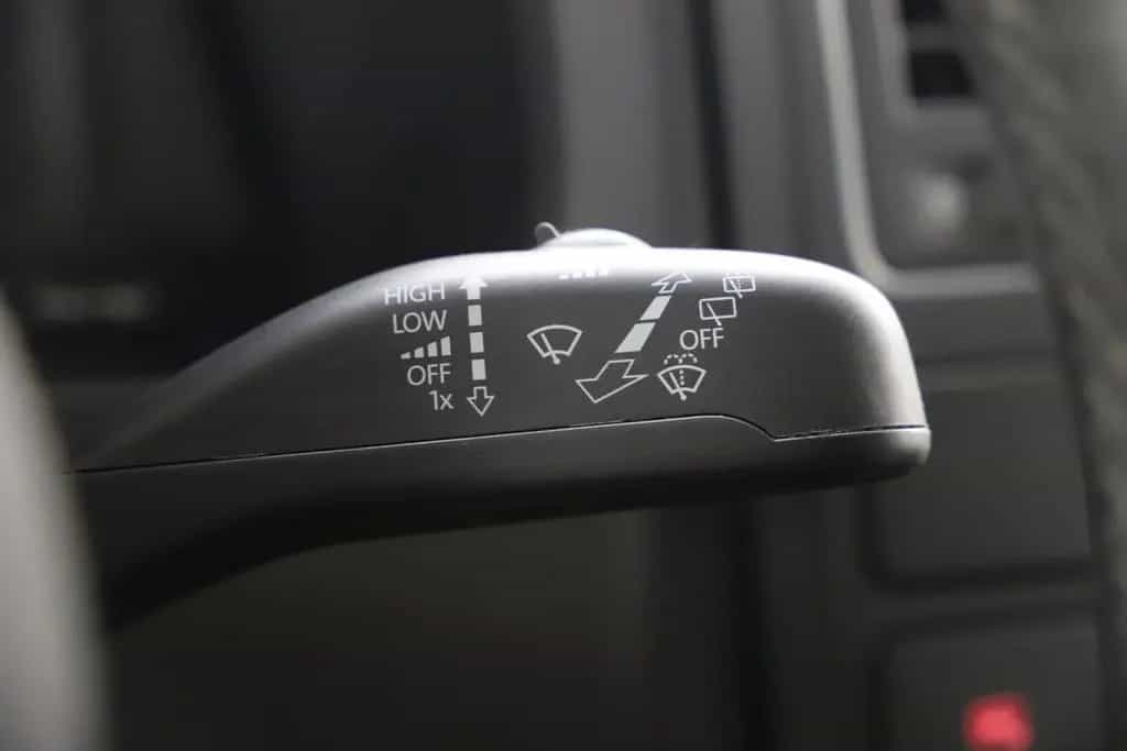 Volkswagen Multivan 06/2014-photo-30