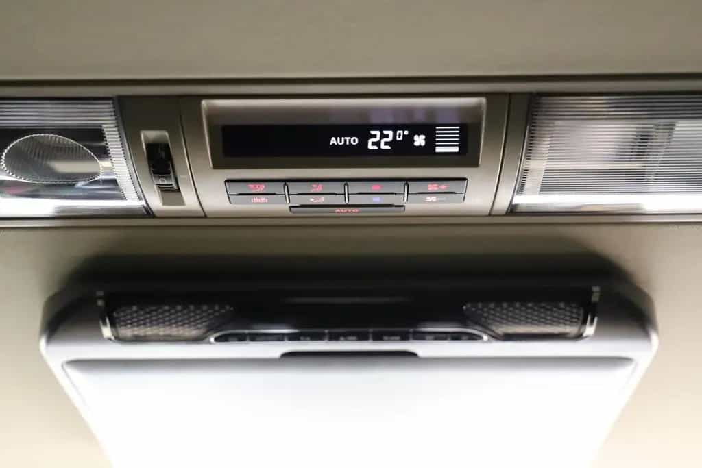 Volkswagen Multivan 06/2014-photo-43