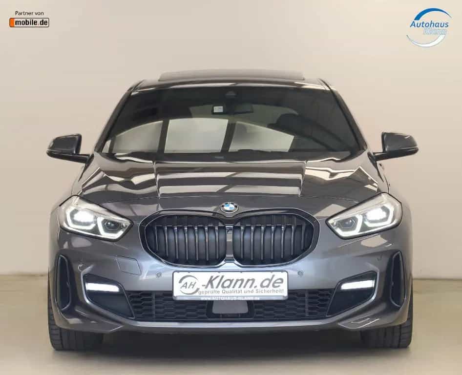 BMW 1 Series 01/2021-photo-1