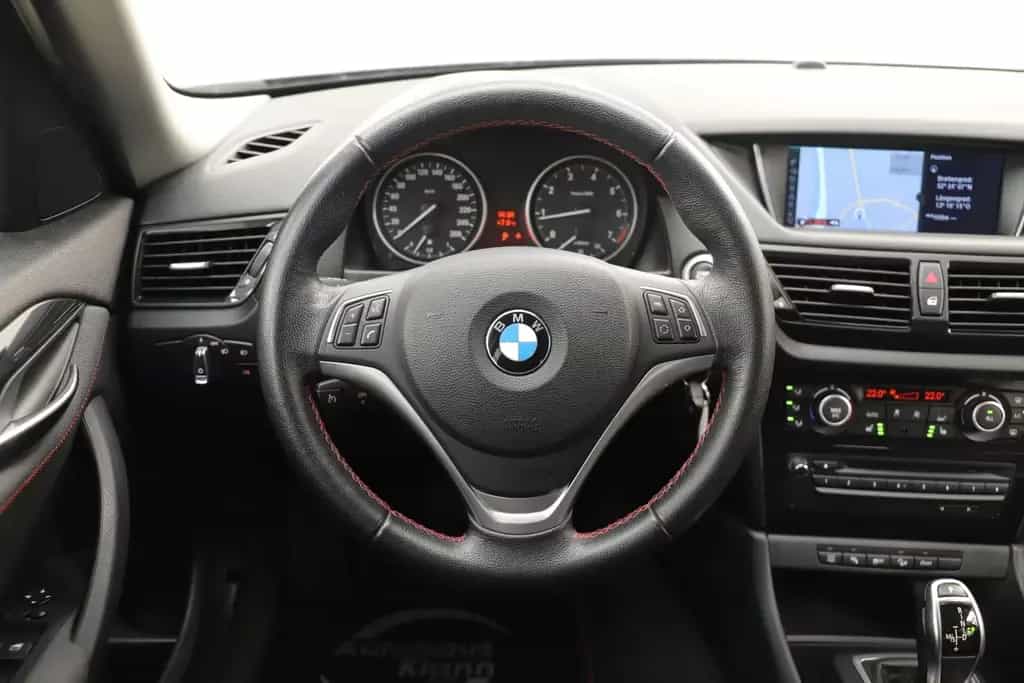 BMW X1 20i 184PS Automatik xDrive Sport Line Navi 11/2013-photo-15