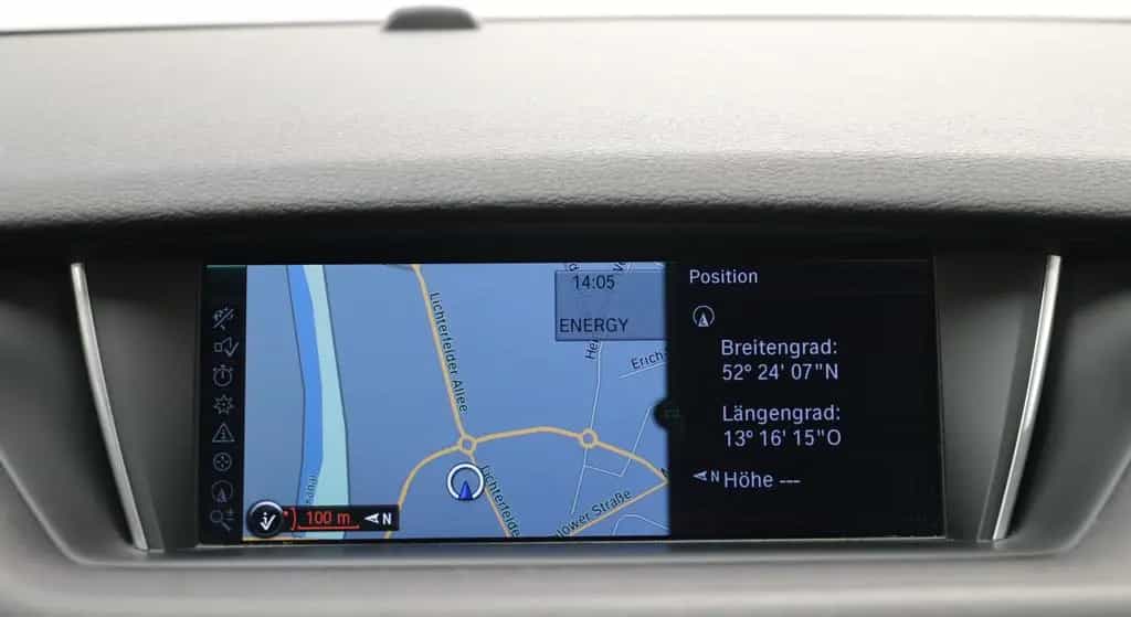 BMW X1 20i 184PS Automatik xDrive Sport Line Navi 11/2013-photo-16