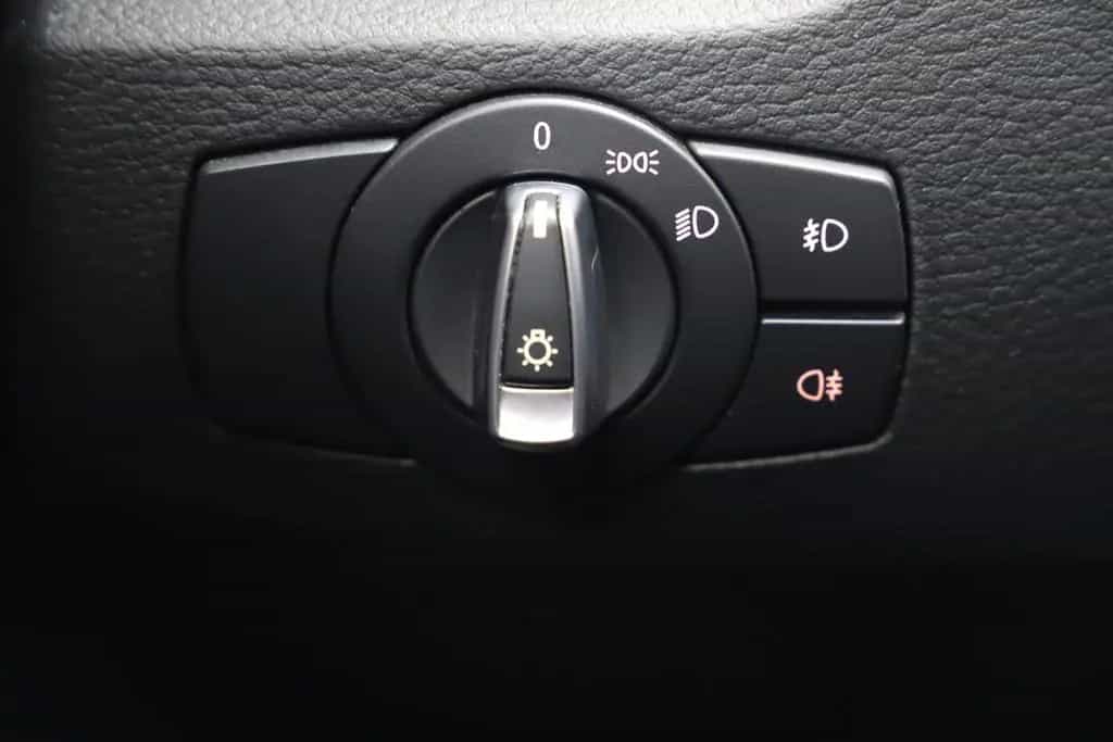 BMW X1 20i 184PS Automatik xDrive Sport Line Navi 11/2013-photo-21
