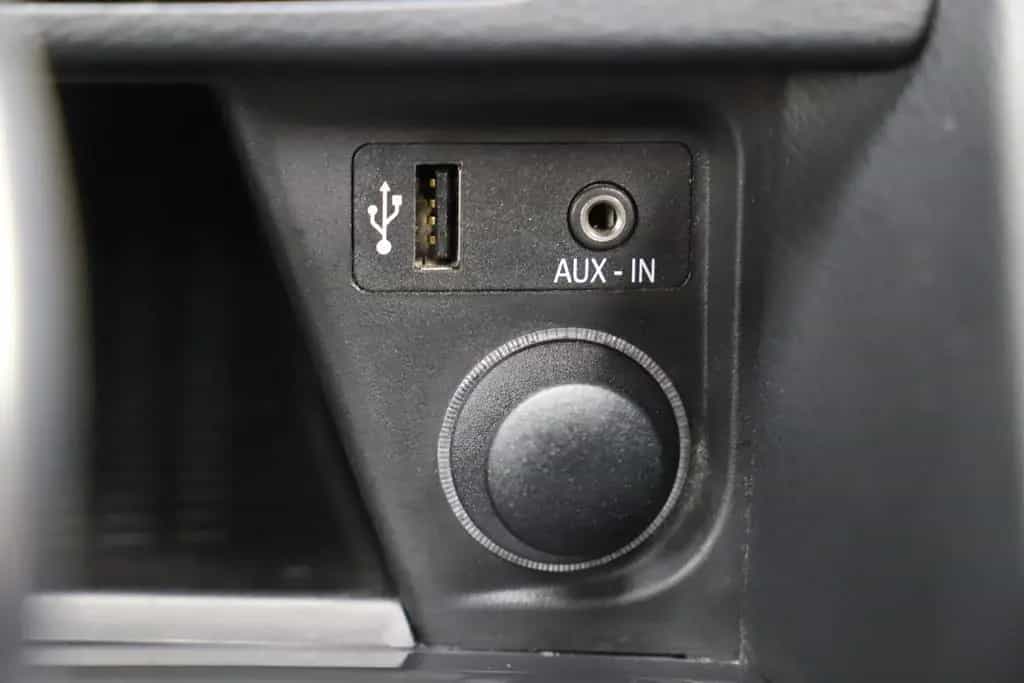 BMW X1 20i 184PS Automatik xDrive Sport Line Navi 11/2013-photo-30