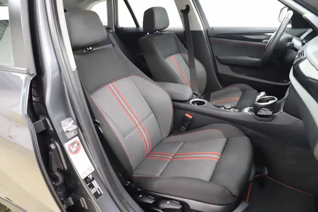 BMW X1 20i 184PS Automatik xDrive Sport Line Navi 11/2013-photo-9