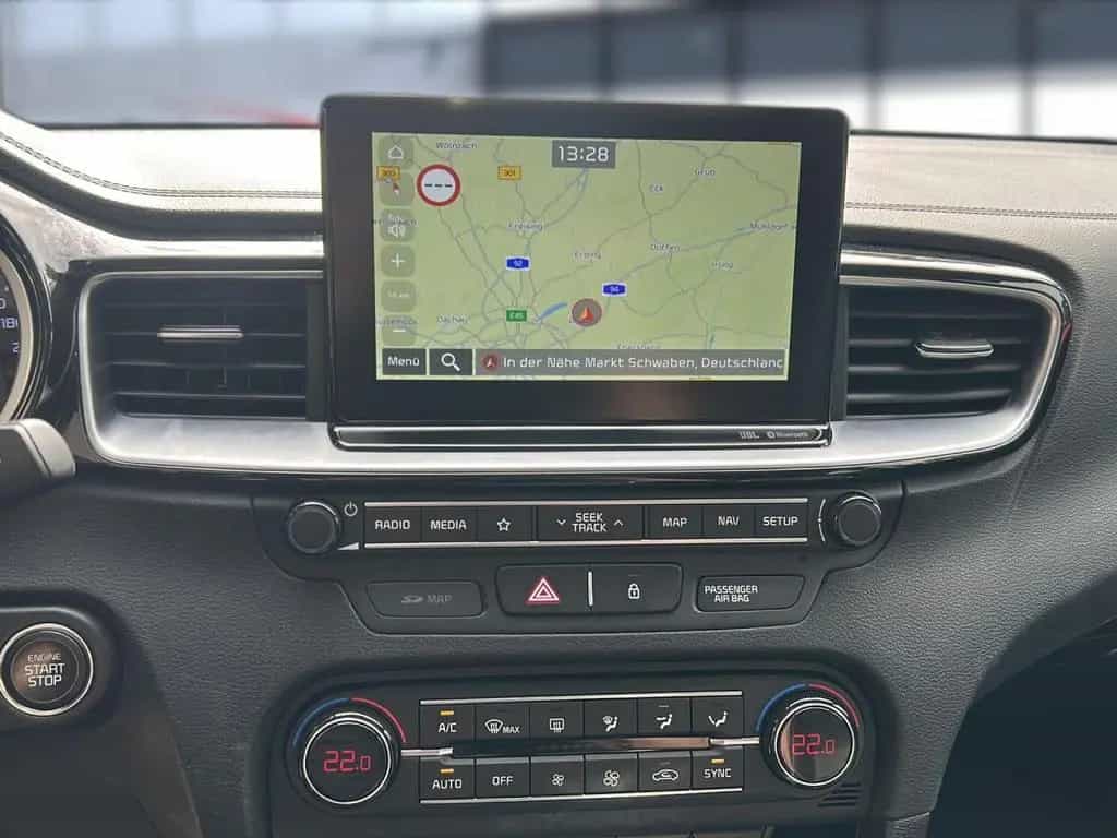Kia Ceed Sporty Wagon Platinum Edition Bluetooth 02/2019-photo-11