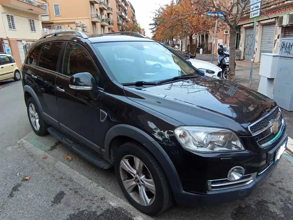 Chevrolet Captiva 2.0 VCDi 7 posti offerta del m 06/2010-photo-0