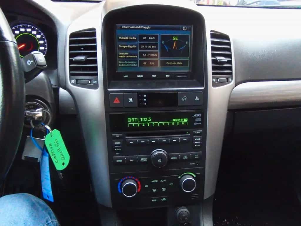 Chevrolet Captiva 2.0 VCDi 7 posti offerta del m 06/2010-photo-12