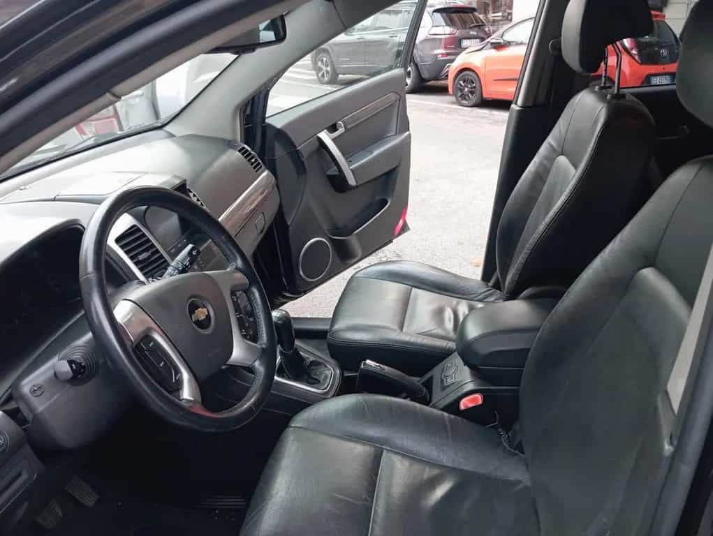 Chevrolet Captiva 2.0 VCDi 7 posti offerta del m 06/2010-photo-4