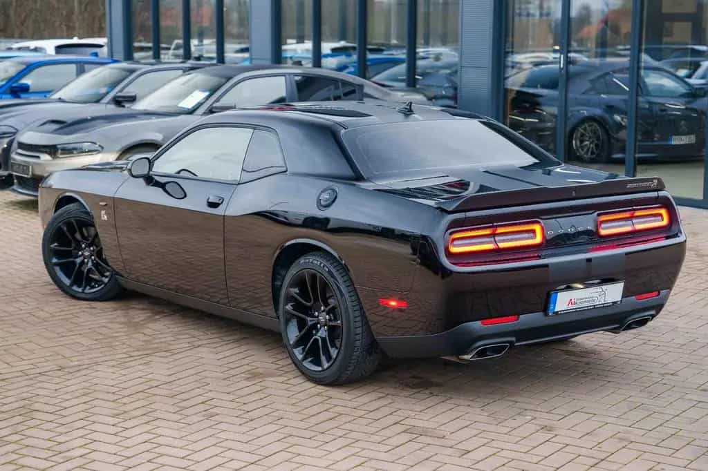Dodge Challenger 6,4 R/T SCAT PACK Led 03/2023-photo-13