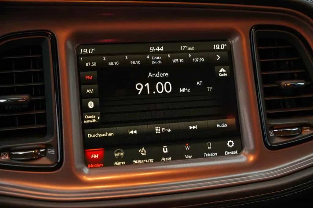 Dodge Challenger 6,4 R/T SCAT PACK Led 03/2023-photo-37