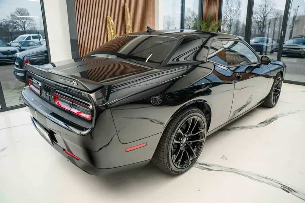 Dodge Challenger 6,4 R/T SCAT PACK Led 03/2023-photo-4