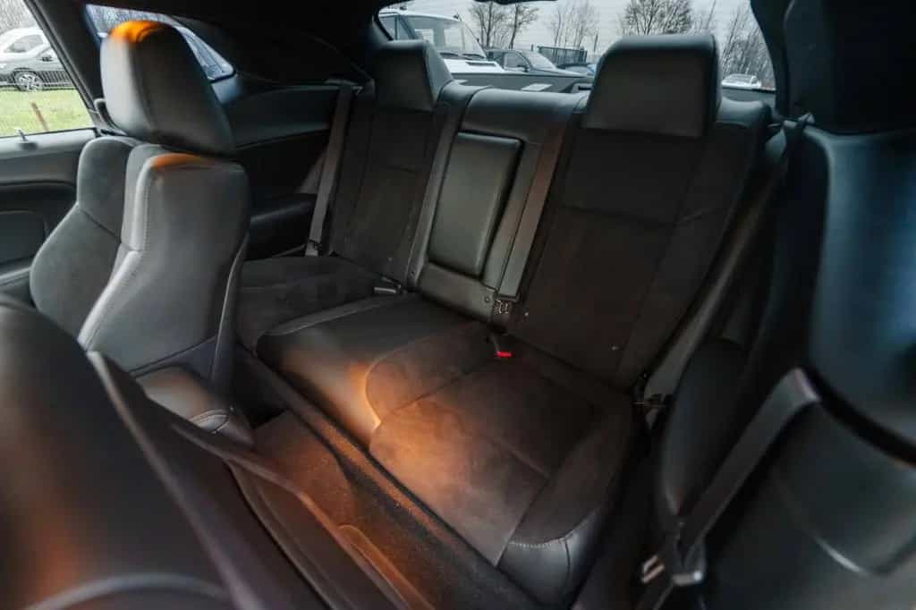 Dodge Challenger 6,4 R/T SCAT PACK Led 03/2023-photo-40