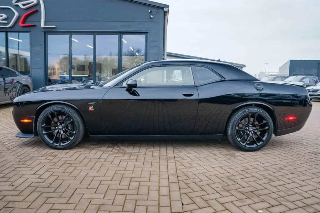 Dodge Challenger 6,4 R/T SCAT PACK Led 03/2023-photo-9