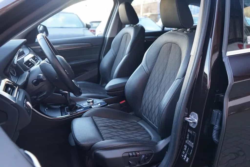 BMW X1 xDrive 20i Aut. LED Navi Tempomat Sitzheizung 11/2017-photo-10