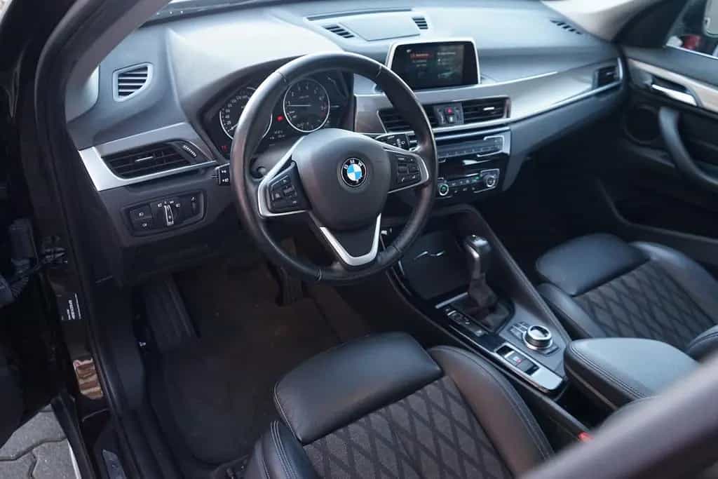 BMW X1 xDrive 20i Aut. LED Navi Tempomat Sitzheizung 11/2017-photo-13