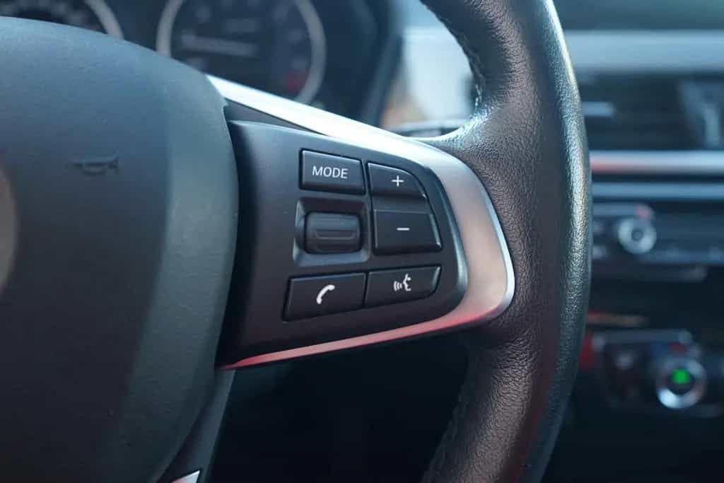 BMW X1 xDrive 20i Aut. LED Navi Tempomat Sitzheizung 11/2017-photo-18