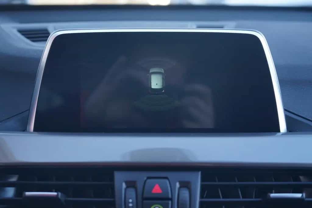 BMW X1 xDrive 20i Aut. LED Navi Tempomat Sitzheizung 11/2017-photo-23