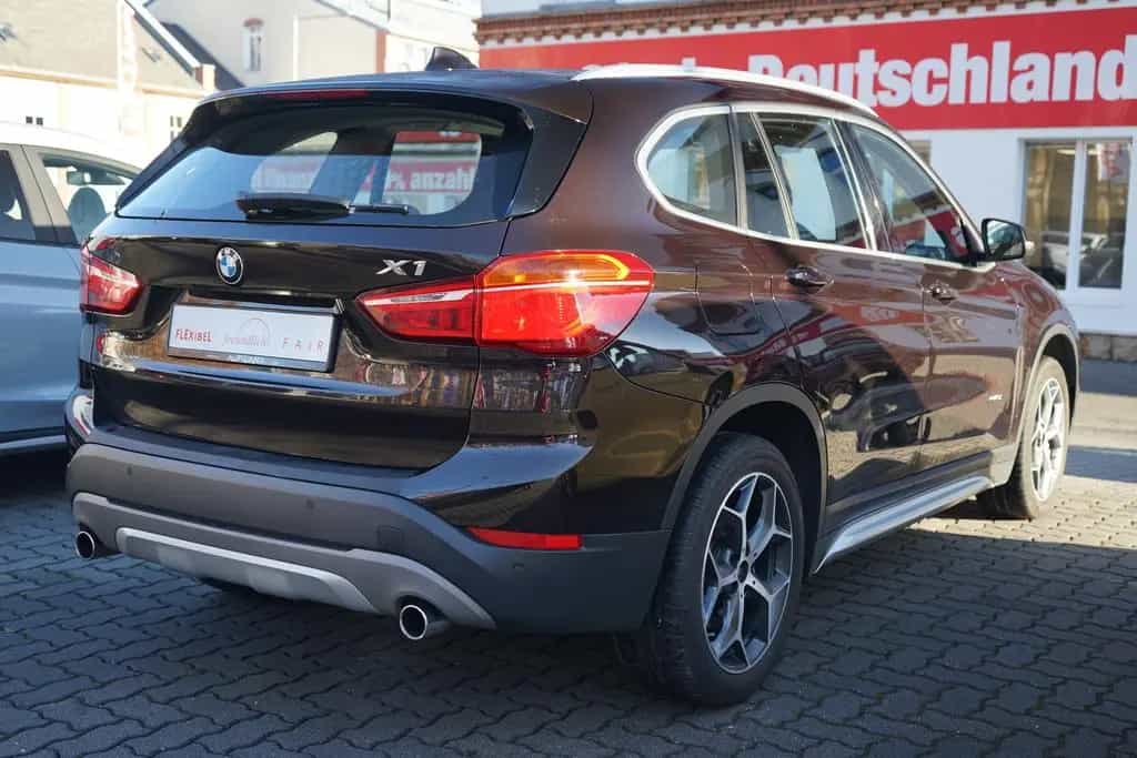 BMW X1 xDrive 20i Aut. LED Navi Tempomat Sitzheizung 11/2017-photo-6