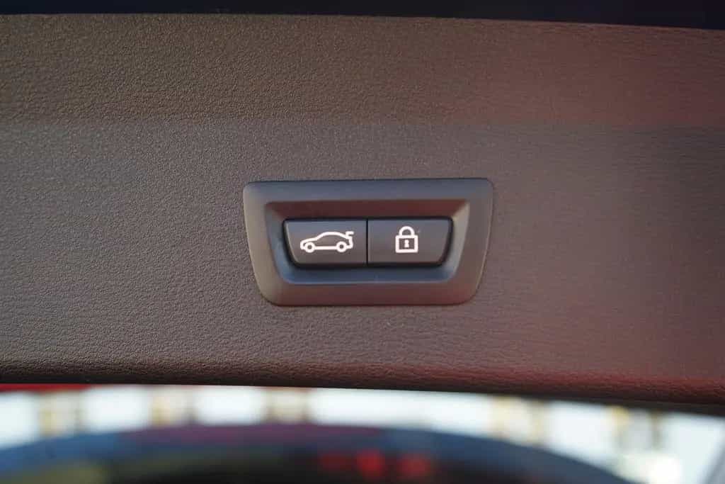 BMW X1 xDrive 20i Aut. LED Navi Tempomat Sitzheizung 11/2017-photo-8