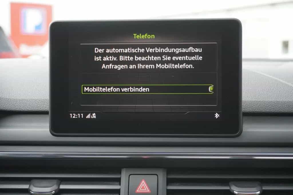 Audi A4 Avant TFSI sport S-Line S-Tronic PDC AHK 03/2018-photo-16