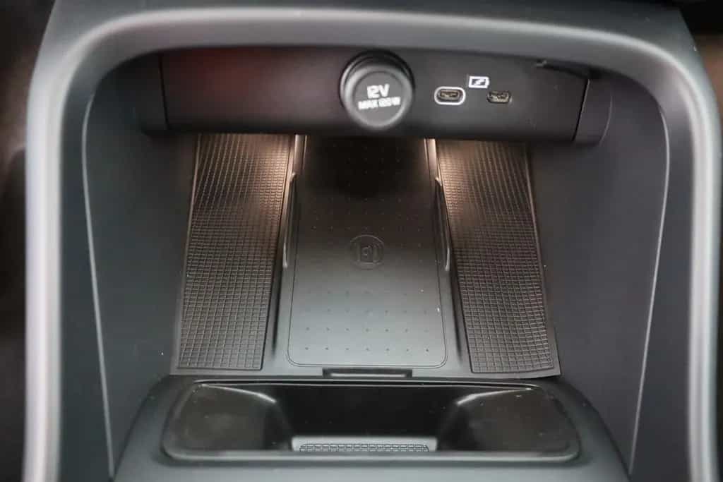 Volvo XC40 B3 mHEV Aut. LED ACC Kamera Sitzheizung 11/2025-photo-12