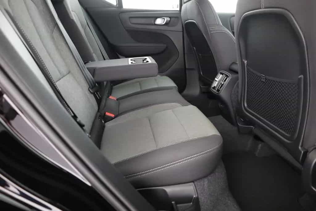 Volvo XC40 B3 mHEV Aut. LED ACC Kamera Sitzheizung 11/2025-photo-24