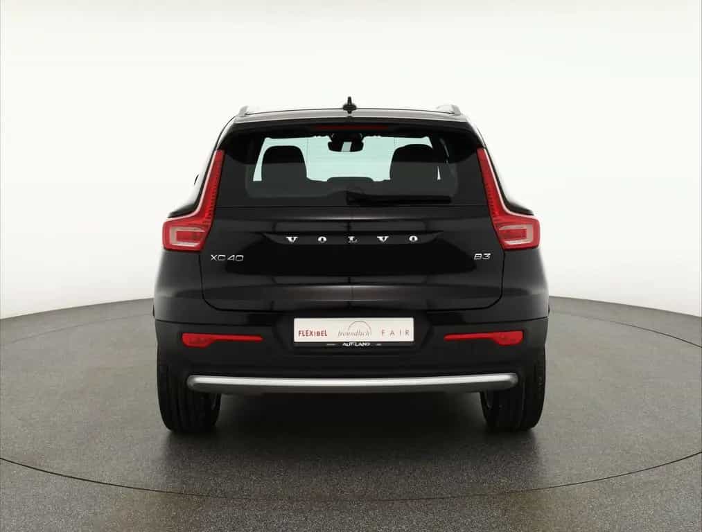 Volvo XC40 B3 mHEV Aut. LED ACC Kamera Sitzheizung 11/2025-photo-3