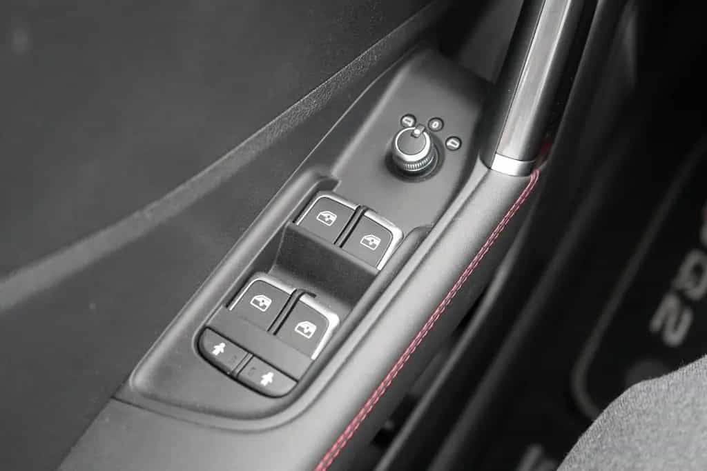 Audi SQ2 2.0 TFSI quattro LED Klimaaut. Navi ACC B&O 05/2019-photo-29