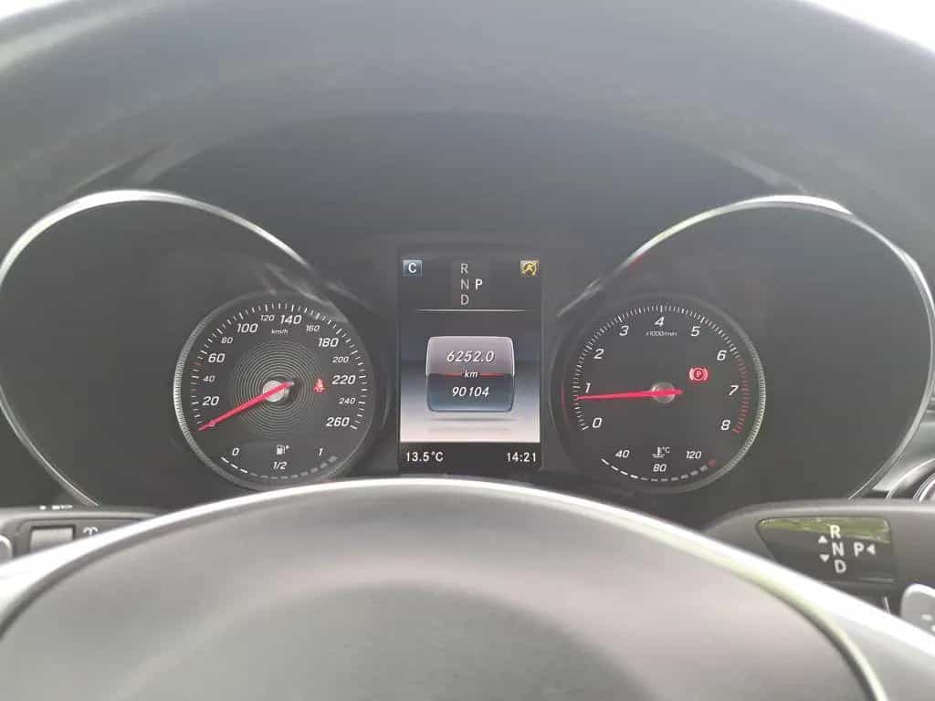 Mercedes-Benz GLC-Class 250 4Matic 9G-TRONIC AMG Line 06/2018-photo-17
