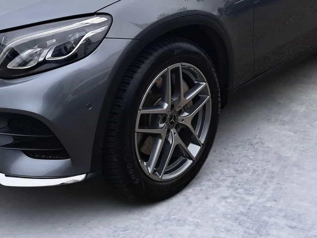 Mercedes-Benz GLC-Class 250 4Matic 9G-TRONIC AMG Line 06/2018-photo-5