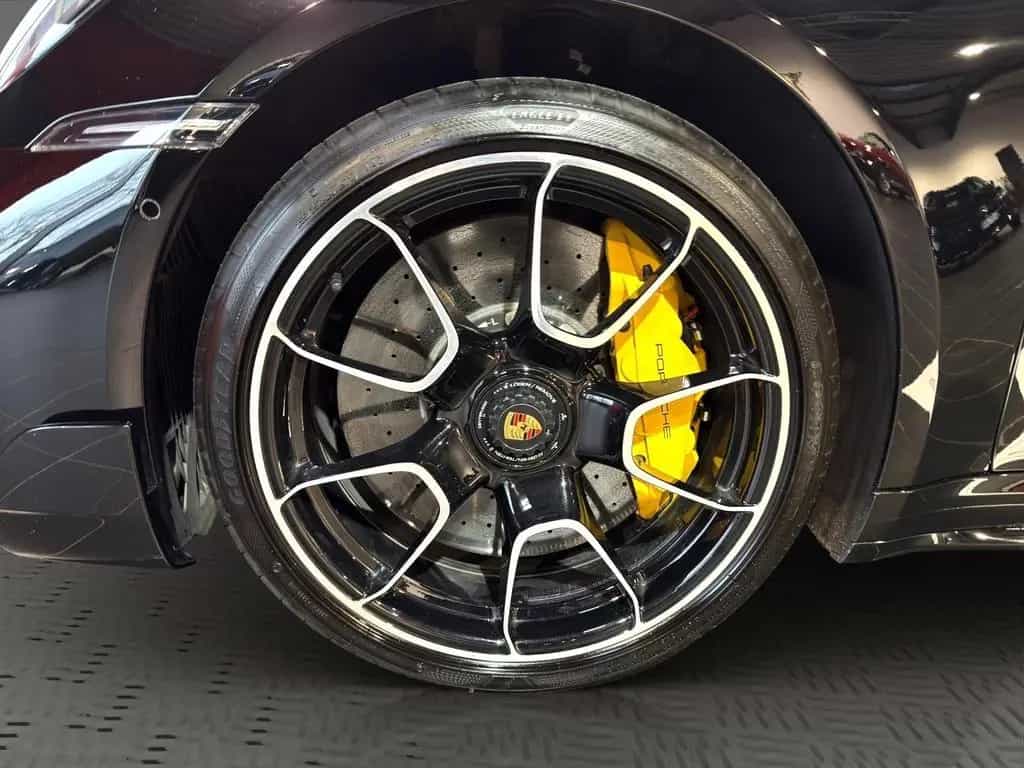 Porsche 992 Turbo S Cabrio 3.8*Approved*Aero*PDLS*Carbon 11/2022-photo-23
