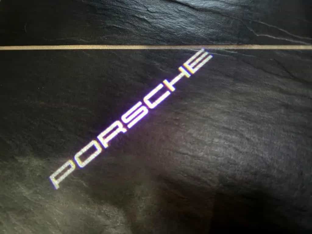 Porsche 992 Turbo S Cabrio 3.8*Approved*Aero*PDLS*Carbon 11/2022-photo-25