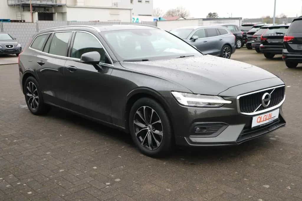 Volvo V60 Kombi B3 Aut. Momentum Pro .*AHK*XENIUM* 11/2020-photo-1