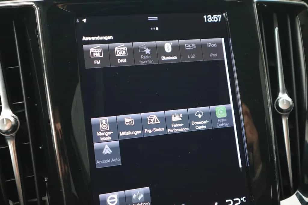 Volvo V60 Kombi B3 Aut. Momentum Pro .*AHK*XENIUM* 11/2020-photo-16
