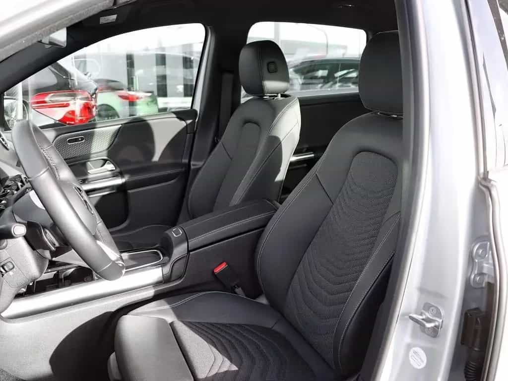 Mercedes-Benz B 200 Kamera, Navi, 17" 12/2023-photo-14