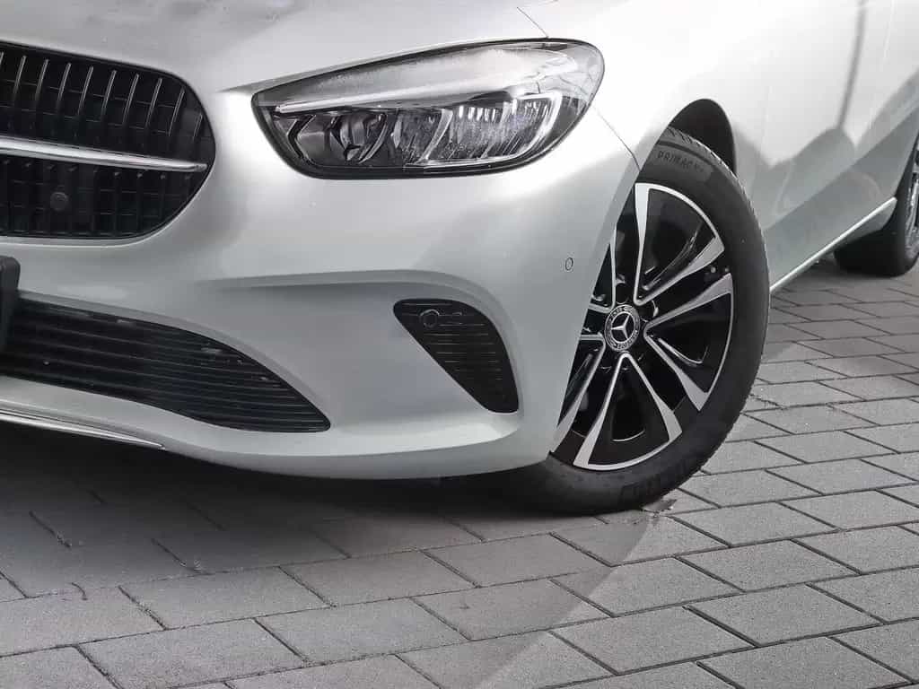 Mercedes-Benz B 200 Kamera, Navi, 17" 12/2023-photo-3
