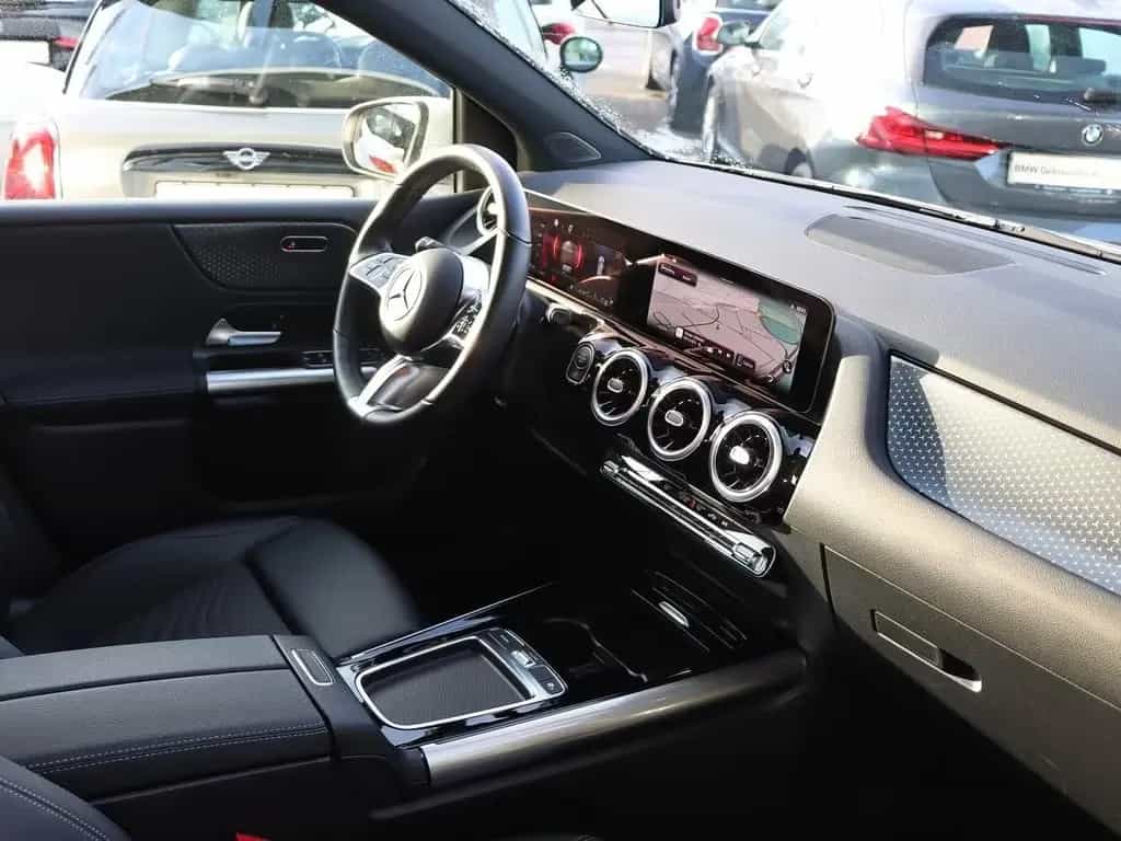 Mercedes-Benz B 200 Kamera, Navi, 17" 12/2023-photo-6
