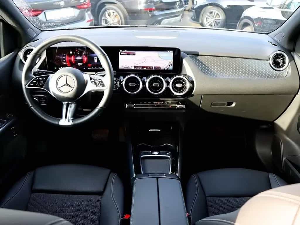 Mercedes-Benz B 200 Kamera, Navi, 17" 12/2023-photo-9