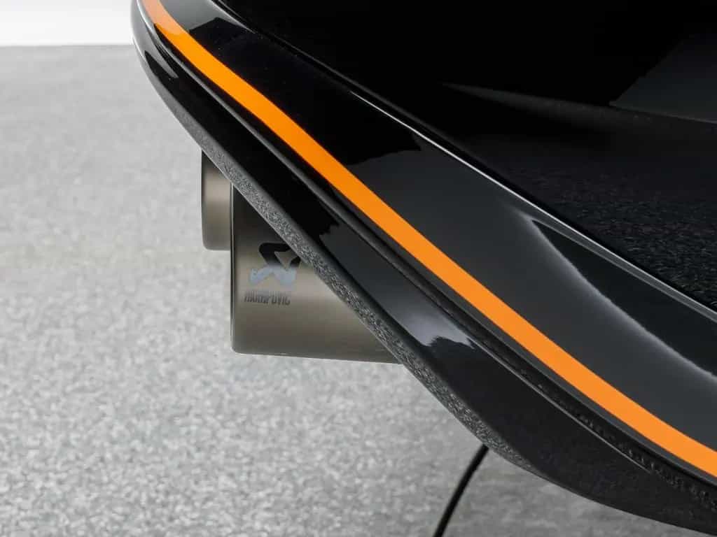 Bentley Bentayga Speed / Akrapovic / Keramik 01/2026-photo-35