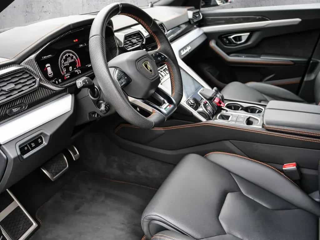 Lamborghini Urus Grigio Keres Matt, Full Exterior Carbon 06/2020-photo-13