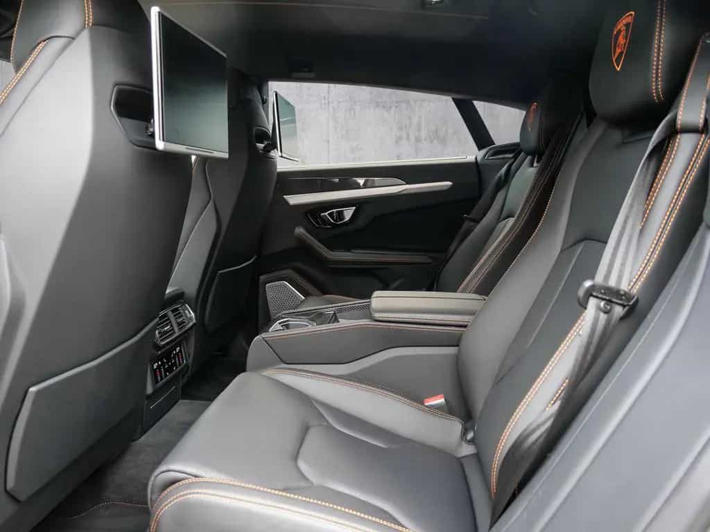 Lamborghini Urus Grigio Keres Matt, Full Exterior Carbon 06/2020-photo-15