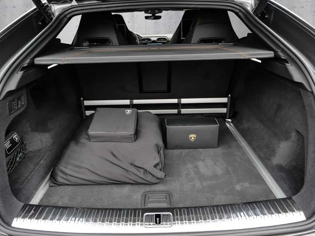 Lamborghini Urus Grigio Keres Matt, Full Exterior Carbon 06/2020-photo-21