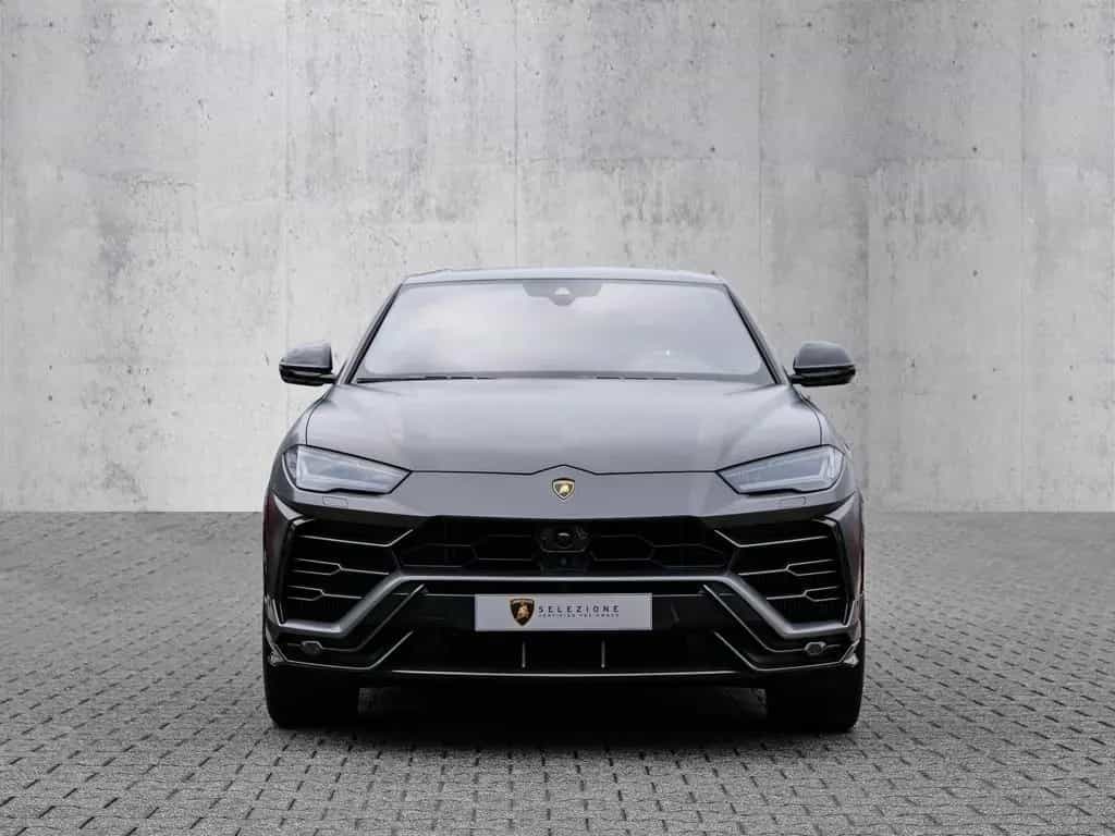 Lamborghini Urus Grigio Keres Matt, Full Exterior Carbon 06/2020-photo-4