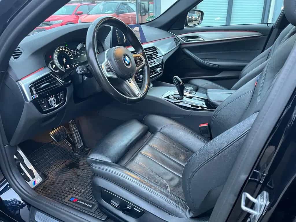 BMW 520 d Touring M Sport Paket 08/2019-photo-11